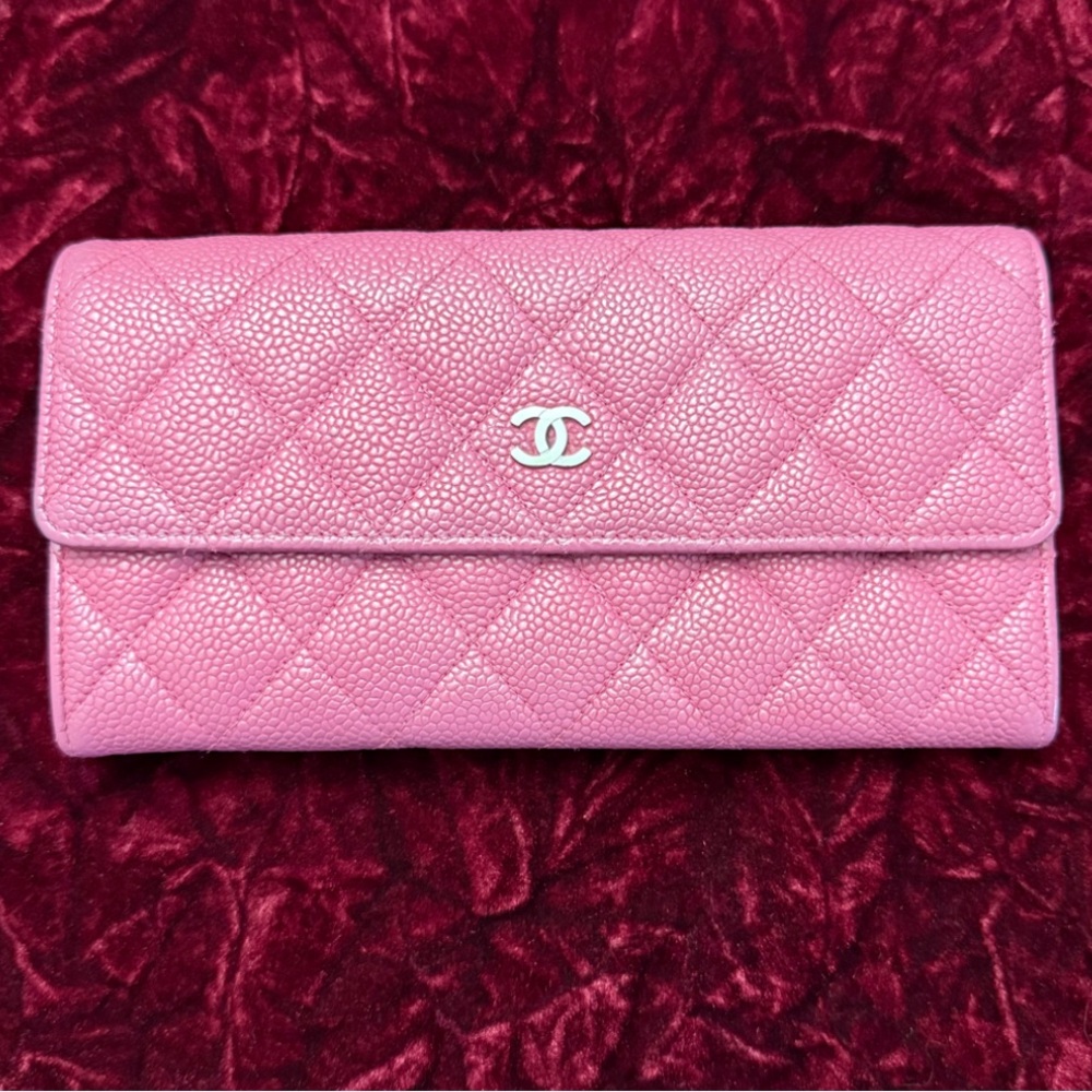 CHANEL Pink Caviar Long Flap Wallet
Diamond Quilted Stitch with Chain